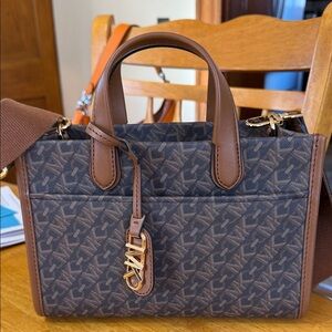 Michael Kors Brown Gigi small tote bag.